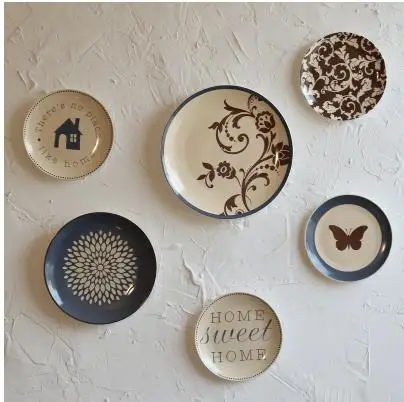 Фото 2018 Creative Wall Decorations Plates and Butterflies Beautiful Patterns Restaurant & Cafe Bar Дом и сад 2018 Creative Wall Decorations Plates and Butterflies Beautiful Patterns Restaurant & Cafe Bar Дом и сад