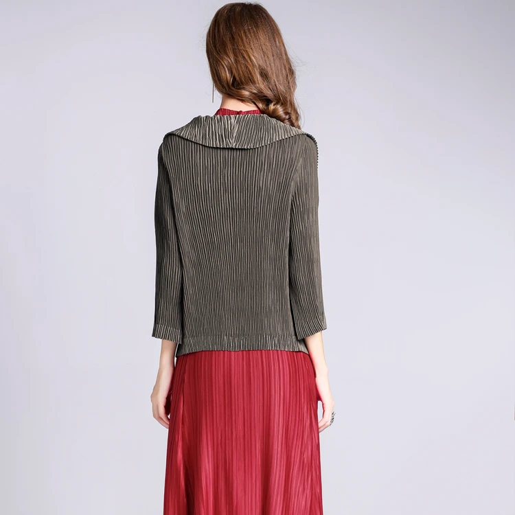 Женское Плиссированное пальто Changpleat черное серое эластичные короткие куртки