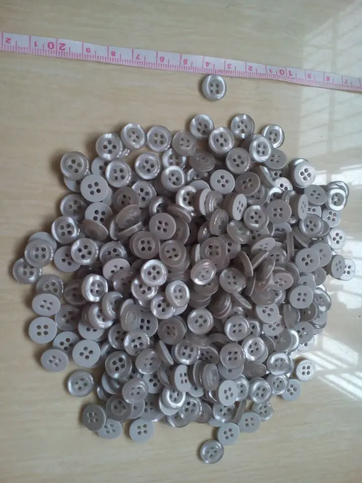 200pcs 11mm diameter clothing grey round button 4 holes gray garment buttons | Дом и сад