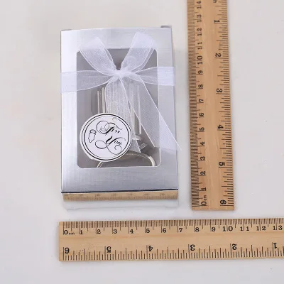 

Kitchen,Dining & Bar