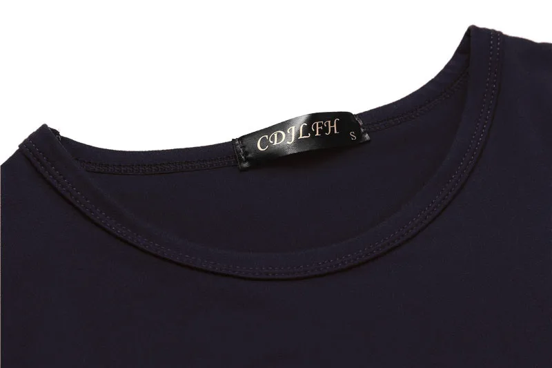 Женская футболка с коротким рукавом круглым вырезом и принтом в виде