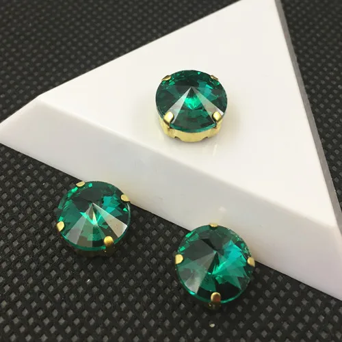 green zircon Круглый Rivoli пришить стразы с золотой коготь настройки 6 8 10 12 14 16 мм Стеклярус для шитья камни для Одежда - Цвет: green zircon