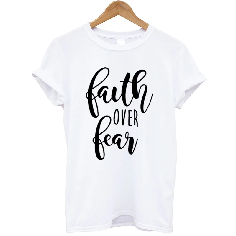 Женская футболка с надписью Faith Over fear Повседневная летняя коротким рукавом
