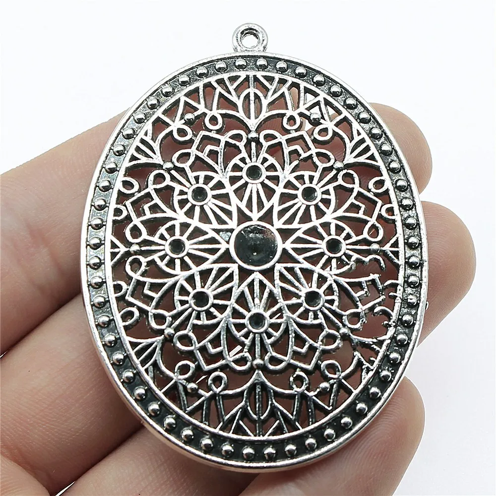 

WYSIWYG 1pcs 64x46mm Big Oval Carved Filigree Charm Pendant Antique Silver Color Pendants Oval Flower Charm Pendant