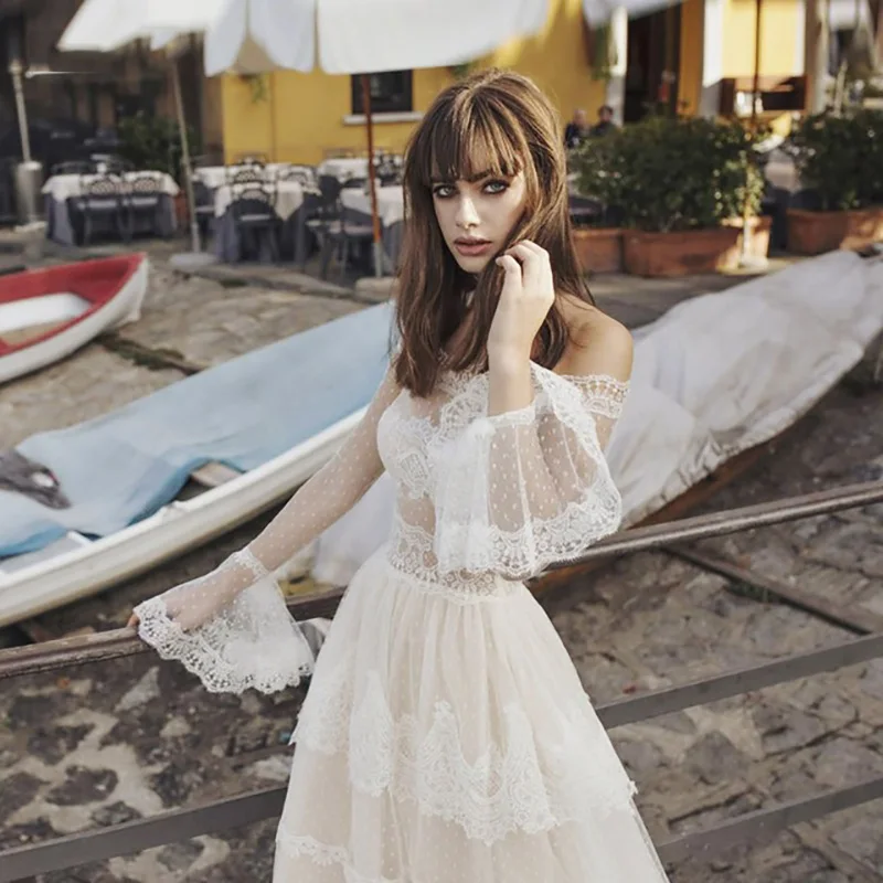 2019 New Fashion Design Wedding Dresses Lace Bridal Gowns Long Flare Sleeves Off Shoulder Backless Dress Boat Neck | Свадьбы и