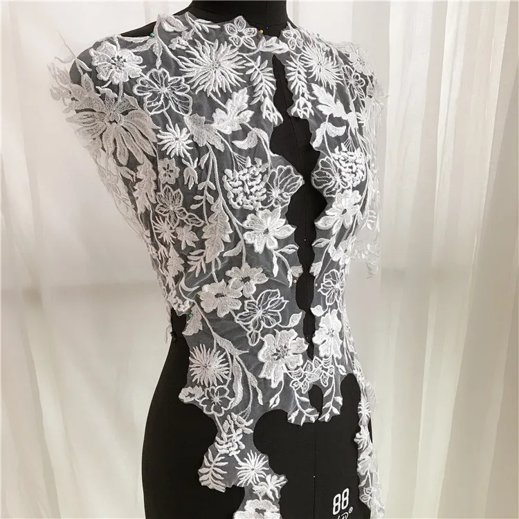 

Большая белая кружевная цветочная вышитая аппликация из бисера для свадебного вечернего платья швейные нашивки модные аксессуары для одеж...