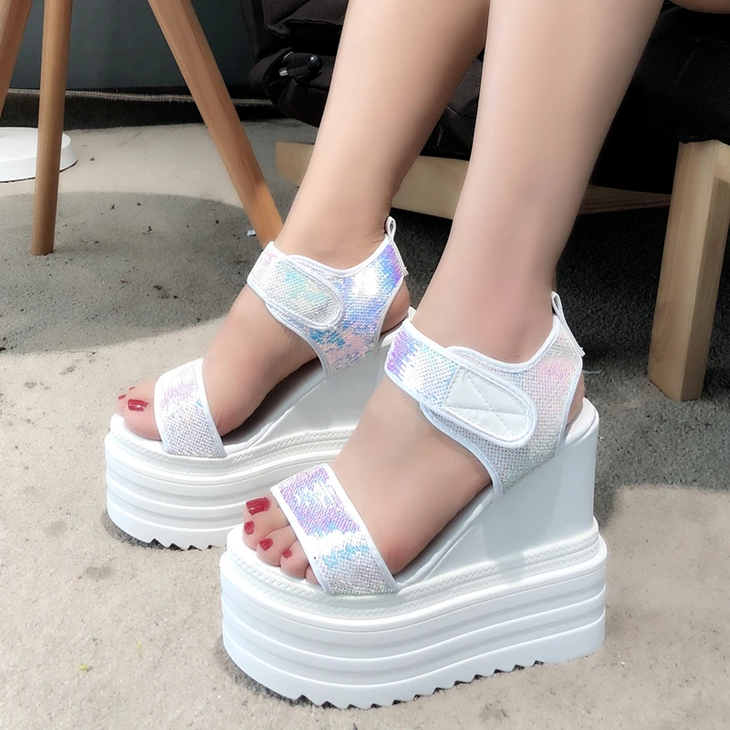 

Fish mouth muffin bottom Women's shoes Summer new Korean version of the wild increase sneakers Roman slope with thick sandals