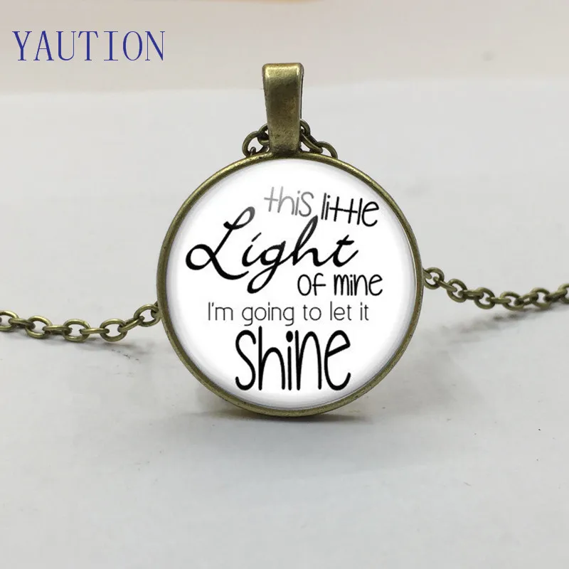 Это маленькое ожерелье с надписью Light of Mine христианские песни каникулы