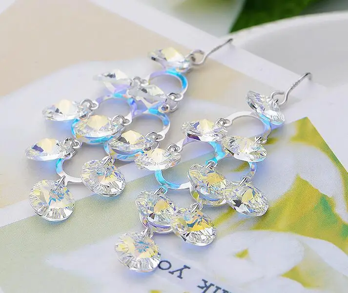 Серьги-подвески с многоцветными камнями большие серьги подвеской в виде крючка