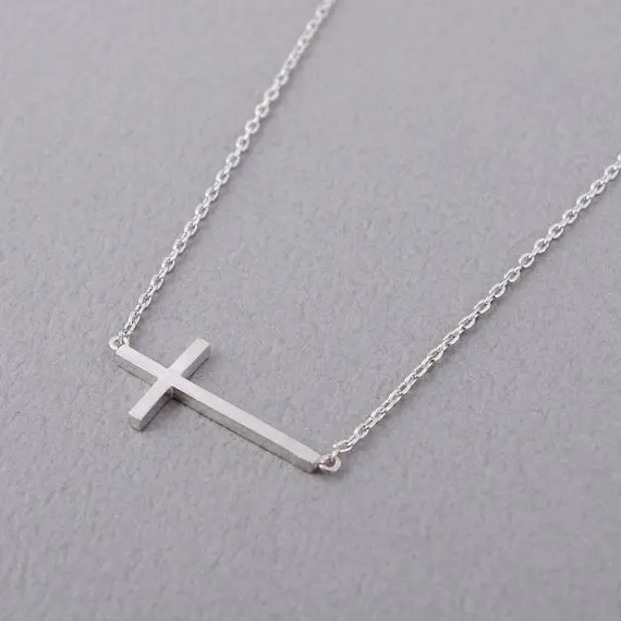Трендовое женское Серебрянное колье чокер покрытый боковым крестом ожерелье с