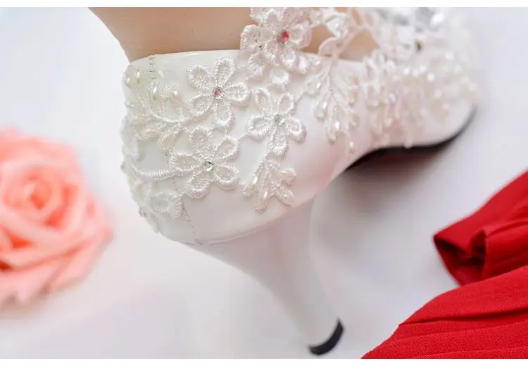 Роскошное платье принцессы свадебные туфли женские с кружевом роскошный