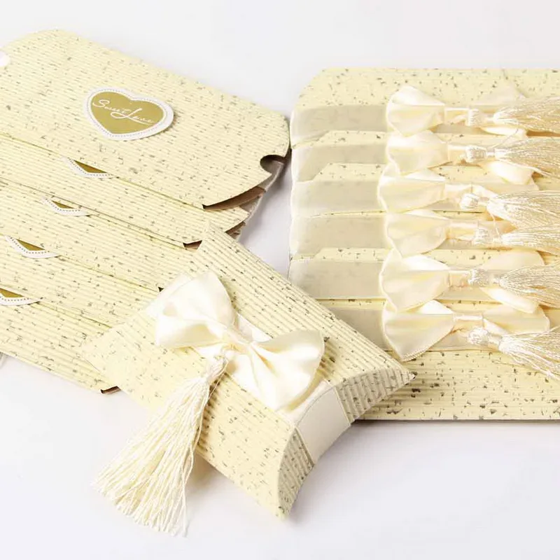 Бесплатная доставка новинка коробка для конфет в форме подушки подарков с бантом