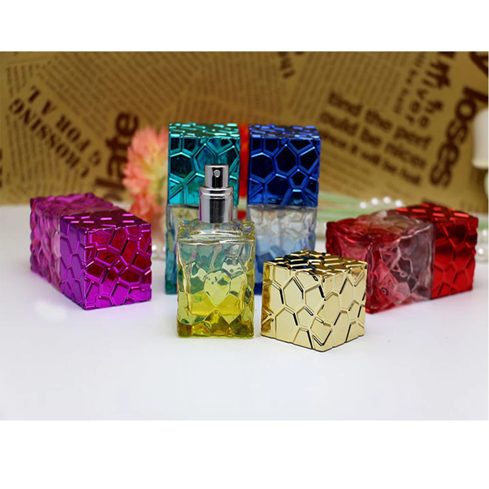 Square 30ml Spray Bottles Portable Perfume Atomizer Refillable Glass colorful parfum bottle Travel empty cosmetic container | Красота и