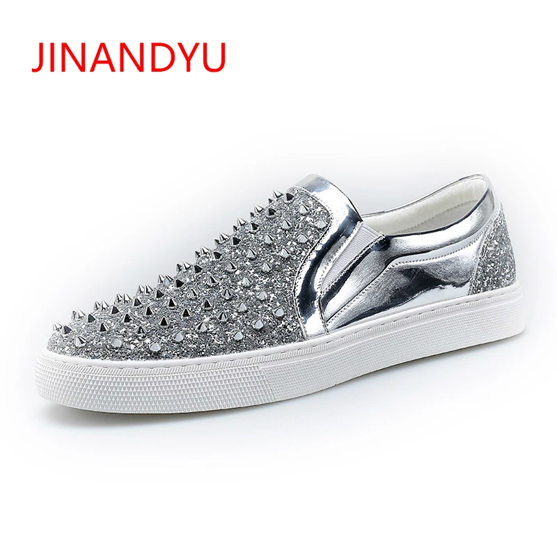 

Height Increasing Men Casual Shoes Brand Mens Loafers Patent Leather Sneakers High Quality Men Trainers Whit Rhinestones Rivets