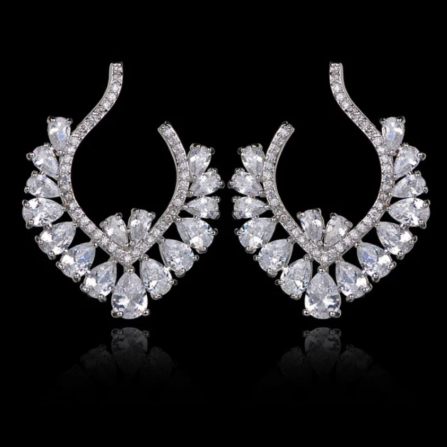 

Europe and the United States gorgeous peacock zircon earrings AAA zircon inlaid earrings