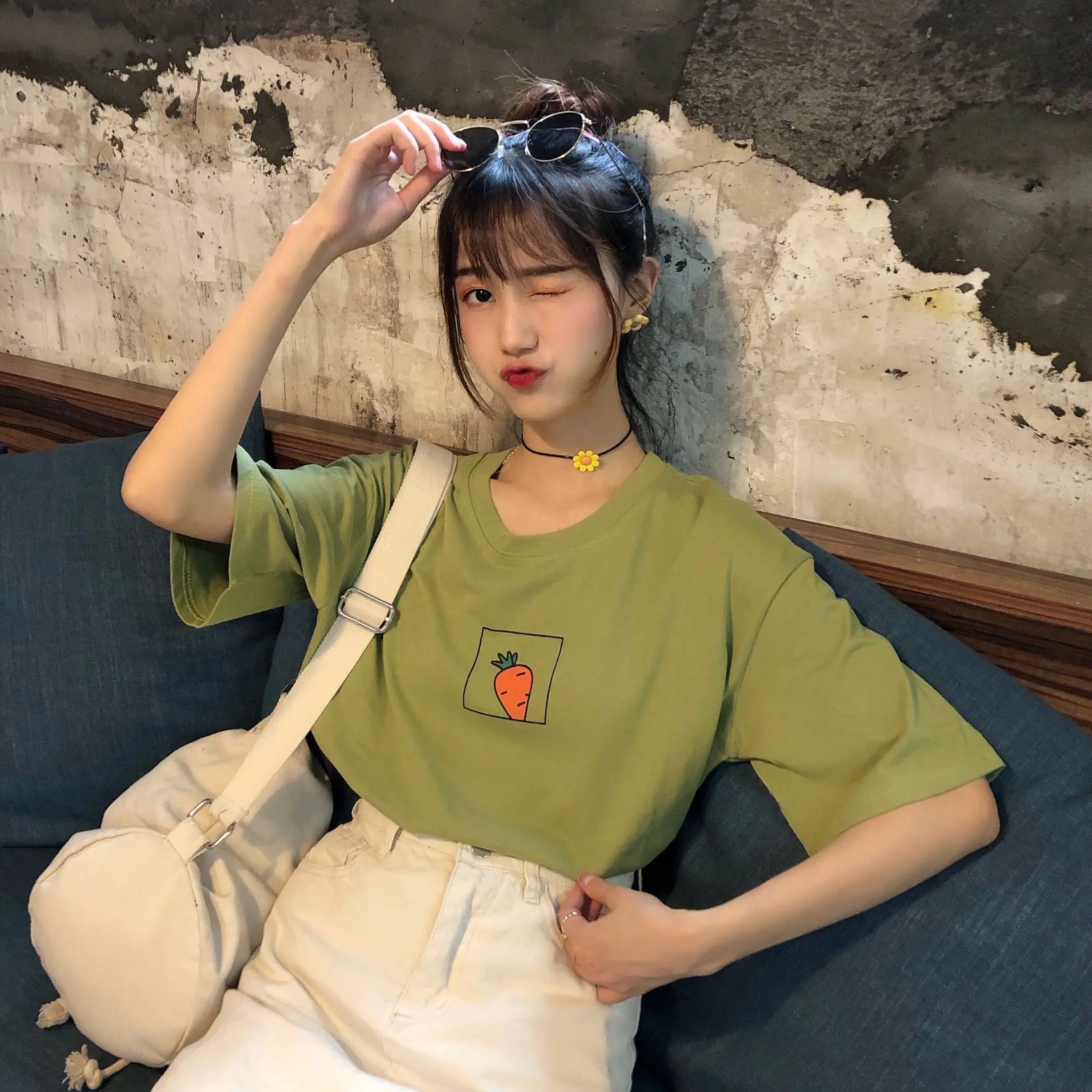 Ins ретро ностальгия абстрактные картины печати хан издание круглый воротник