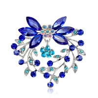 2018 fashion alloy flower brooches jewelry beautiful rhinestone floral pins and brooches for women men suits scarf pins metal