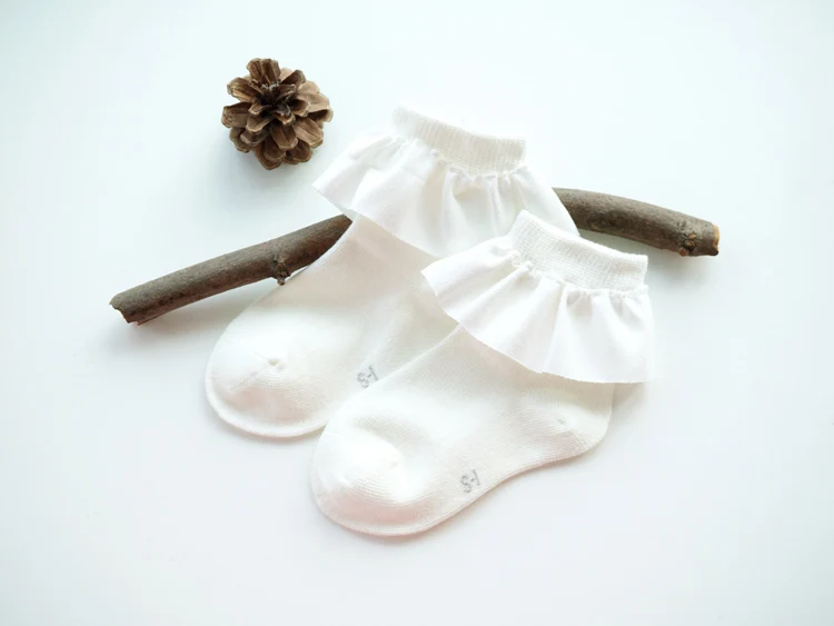 One Pairs Sweet Girls Kids Flannelett Lace Cotton Socks Princess Bow Soft Trim Baby Toddler Short Socks High Quality - Цвет: Flannelette White