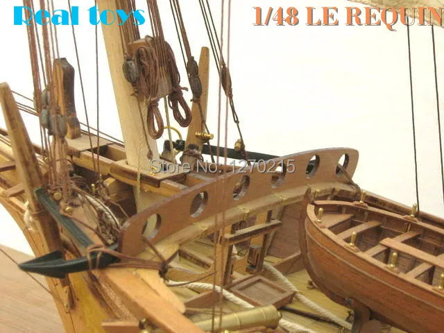 Классическая деревянная парусная лодка в сборе 1/48 LE REQUIN 1750 модель парусной лодки