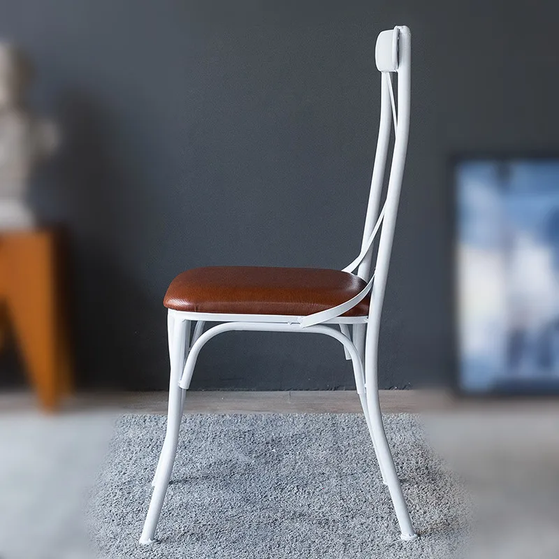 Промышленный ретро деревенский городской французский бистро стильный