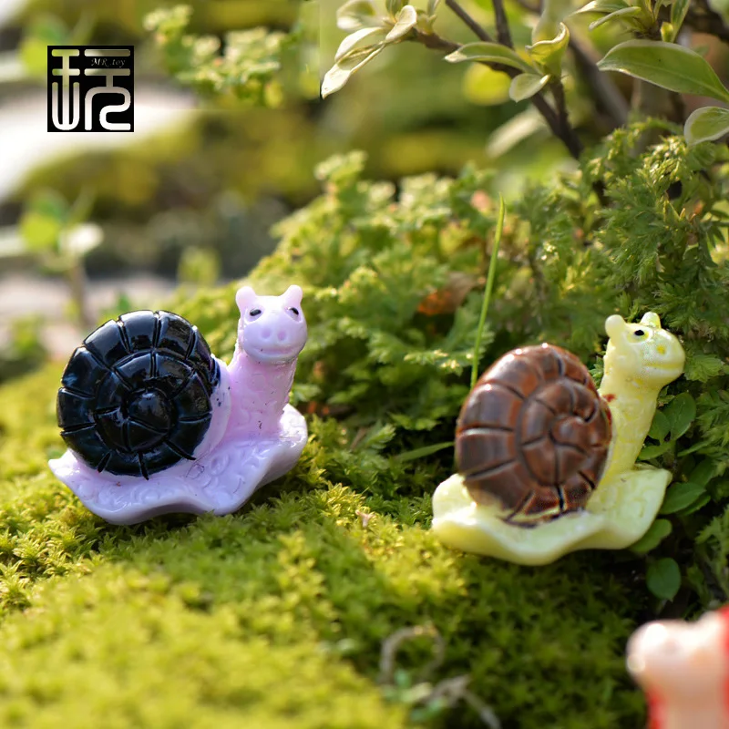 Маленькие красные/выдутые/черные улитки из смолы сказочные миниатюрные садовые