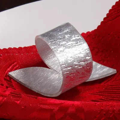 12 X золотых/серебряных акриловых колец для салфеток, красивый специальный несимметричный пластиковый держатель для салфеток для свадебного отеля