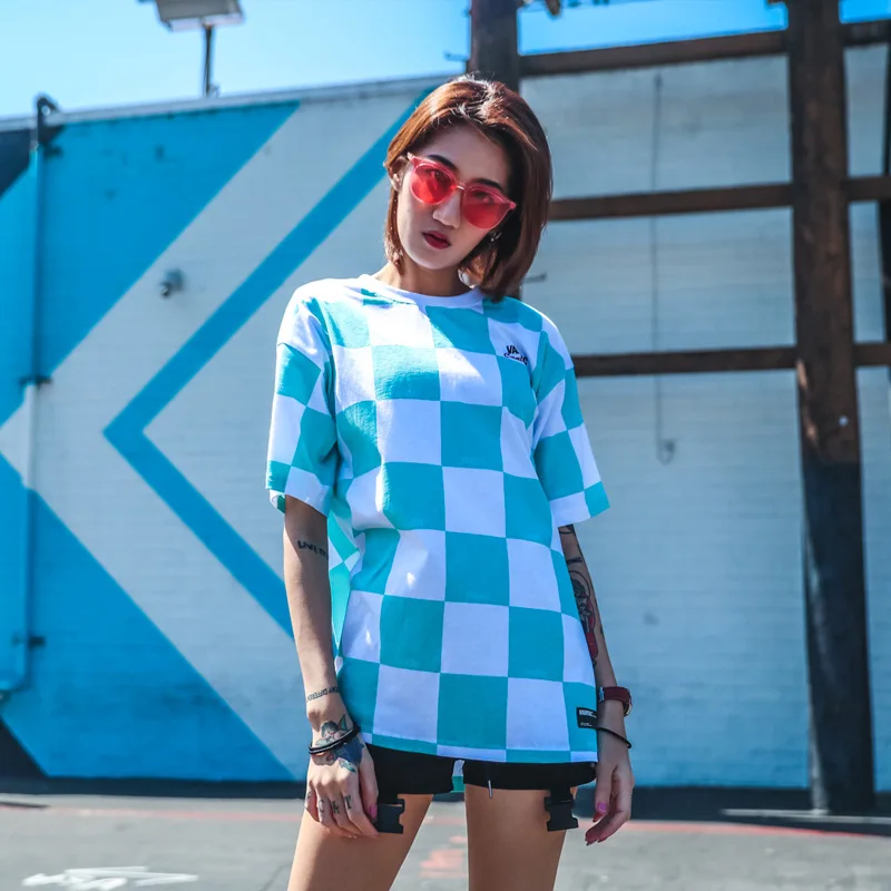 Пляжные футболки с квадратным принтом буквенным 2019 мужские топы короткими