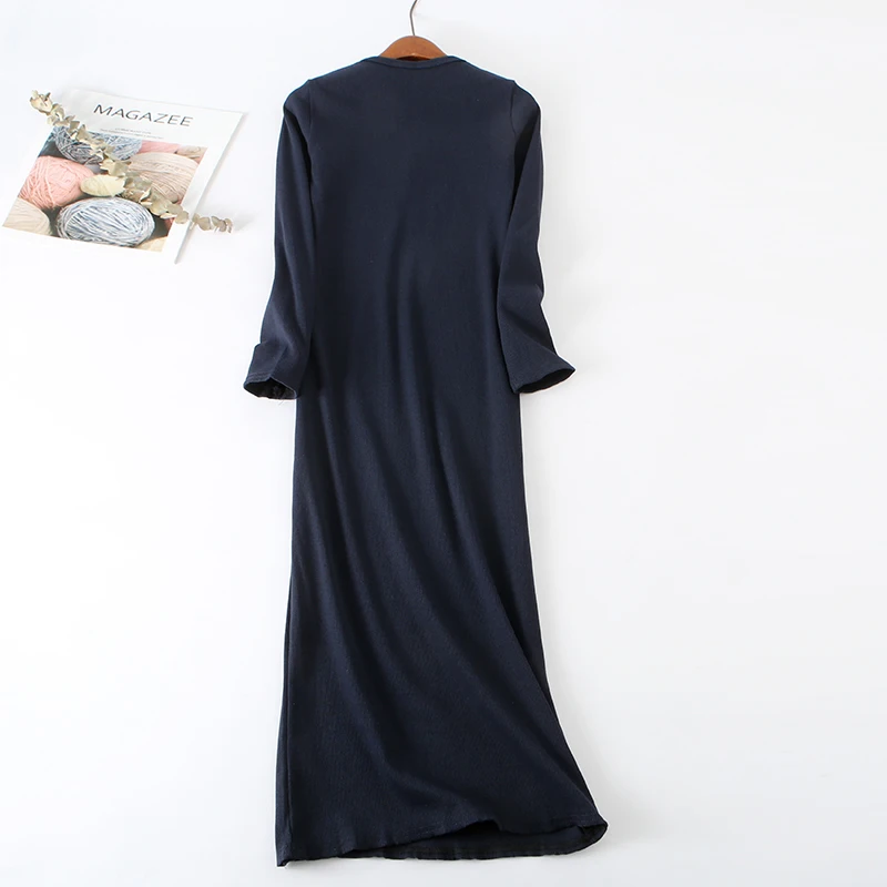 Женское длинное платье Осень-зима теплое базовое оверсайз с V-образным вырезом