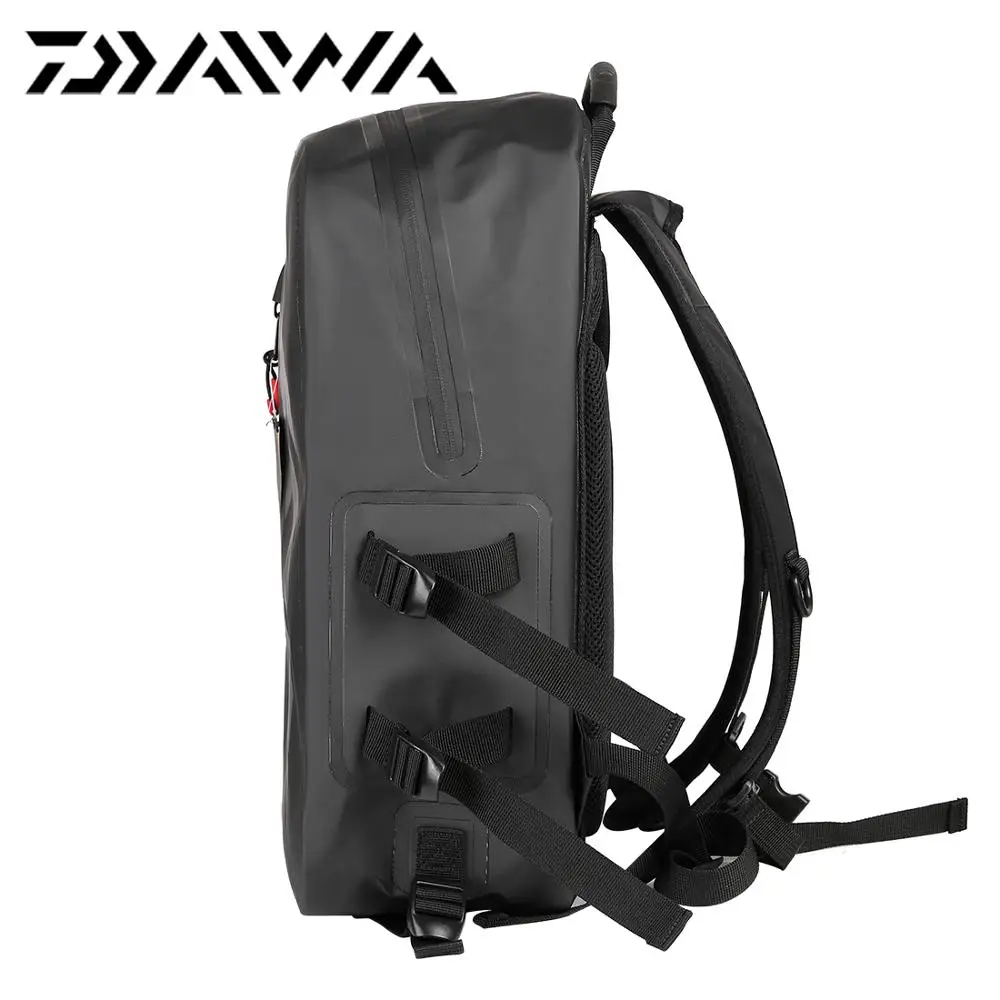 DAIWA WP DAYPACK 15(C) Fishing Bag Waterproof TPU Bag Multifunctional Outdoor Sport Bag Fishing Tackle Bag Blue