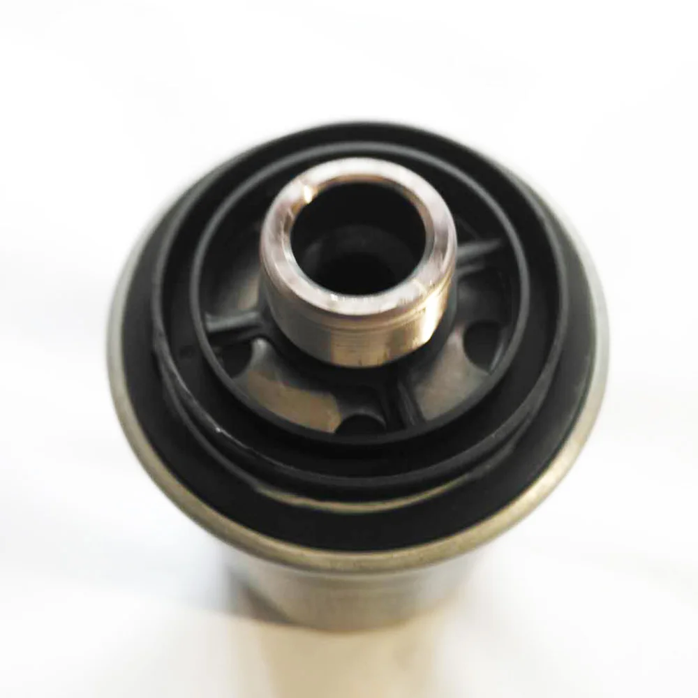 Масляный фильтр для AUDI A3 A4 A5 A6 A8 Q3 Q5 TT SEAT EXEO SKODA OCTAVIA SUPERB VW GOLF VI PASSAT TIGUAN 2004 л (-) 06J115403C |