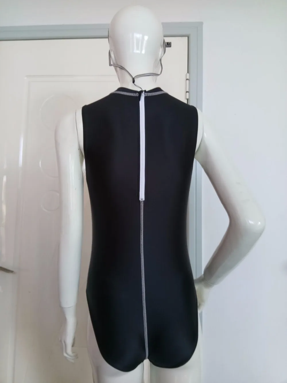 Слитный купальник большого размера для женщин среднего и старшего возраста