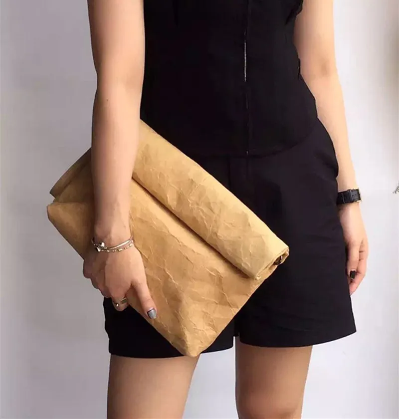 Женская сумка клатч из крафт бумаги винтажная мессенджер через плечо черного