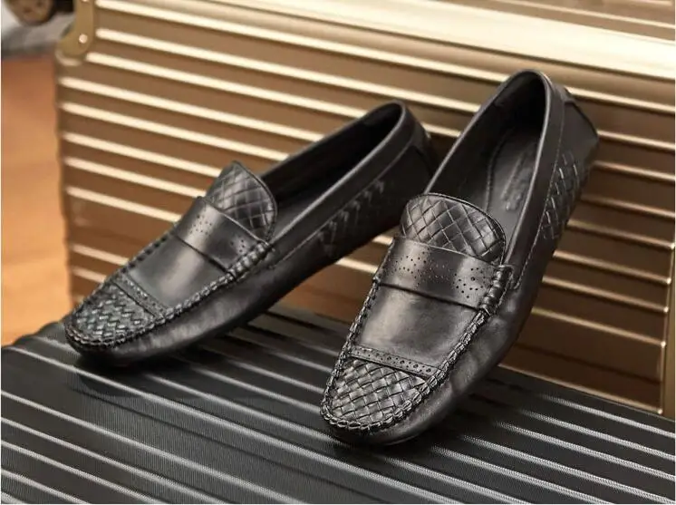 

Summer Flats Shoes Men's Moccasin Gommino Genuine Leather Knitting Breathable Soft Sole Loafers Smart Casual Driving Shoes