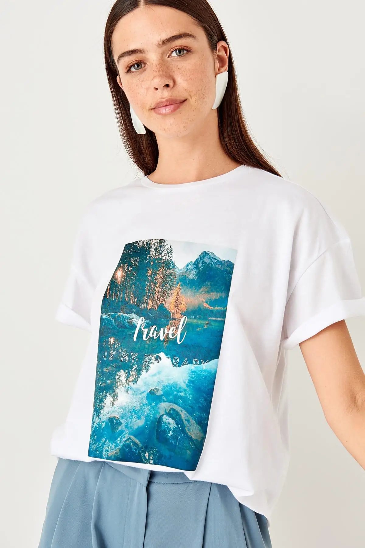 Trendyol White Printed Boyfriend Knitted T Shirt TWOSS19PB0037 | Женская одежда