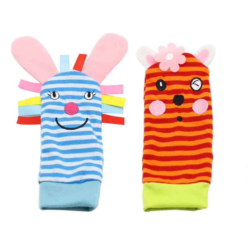 rabbit cat 2pcs Детские игрушки bebe Погремушки/носки 2 шт/комплект может сделать звук Милые Игрушки для маленьких мальчиков детские игрушки Висячие Раннее Обучение Образование - Цвет: rabbit cat 2pcs