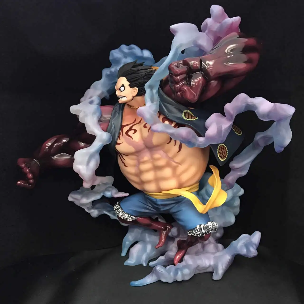 Одна штука Dressrosa Armed Color King of the Ape Gun четвертое снаряжение аниме модель игрушки