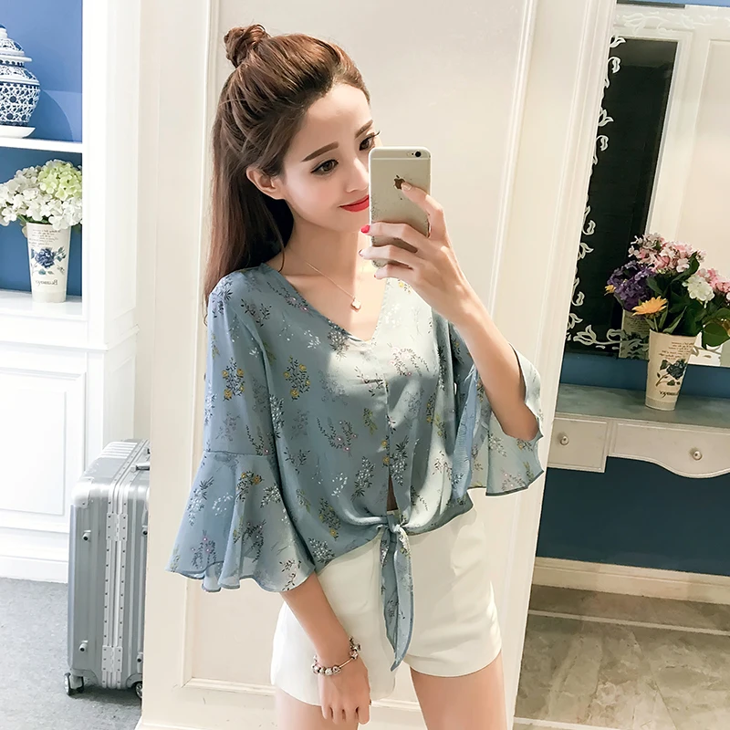 2018 Summer half sleeve print chiffon women tops fashion v collar blouse shirt white women's clothing blusas D780 30 |