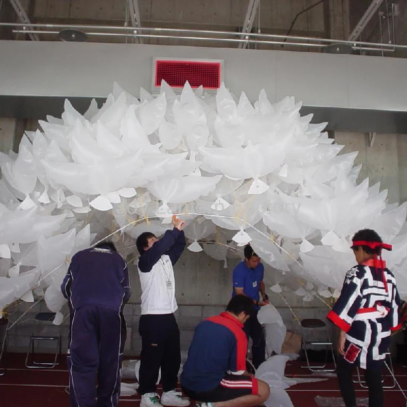 Летающие белые воздушные шары в виде голубя свадебное украшение фотореквизит