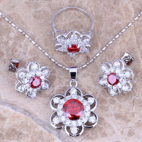 Очаровательный красный гранат Белый CZ Посеребренные Ювелирные наборы серьги