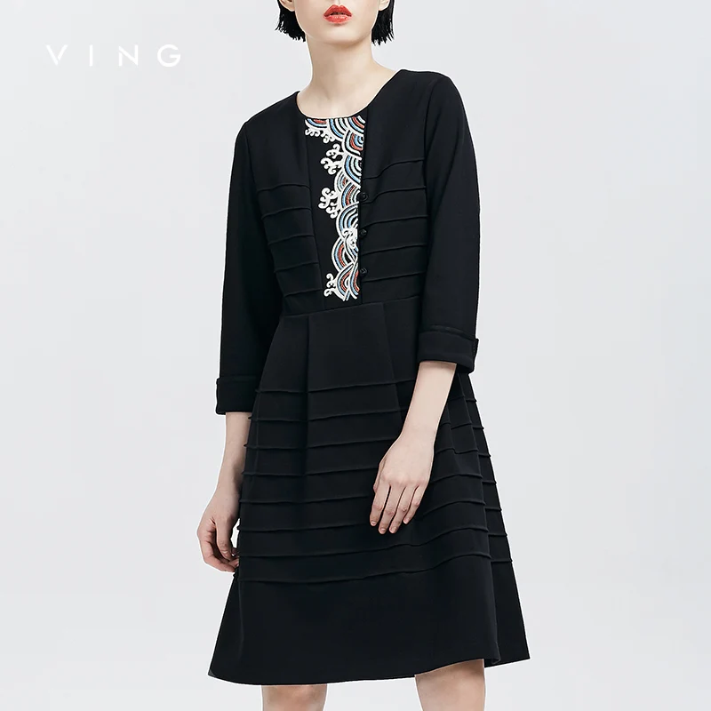 Коллекция 2017 г. платья Осенняя Новинка вышивка в этническом стиле рукав три