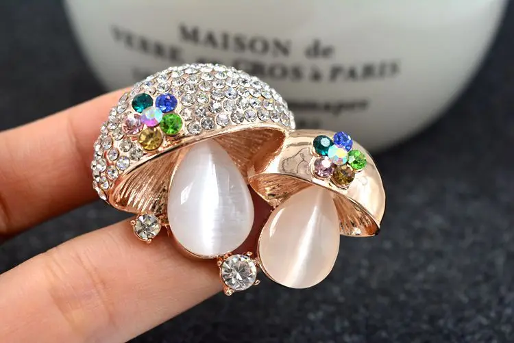 Новинка корсажная брошь кошачий глаз с кристаллами от Swarovski 2021 Лидер продаж гриб