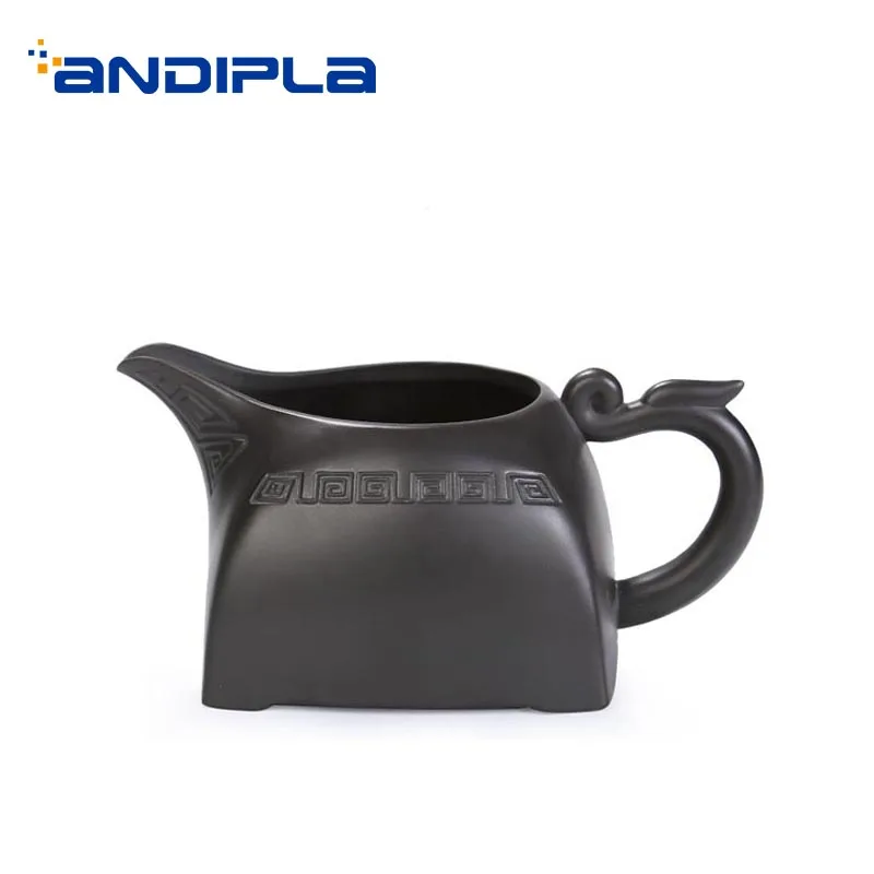 

180/220/240ml Yixing Purple Clay Fair Cup Natural Black Mud Zisha Handle Cha Hai Vintage Drinkware Coffee Milk Mug Decoration