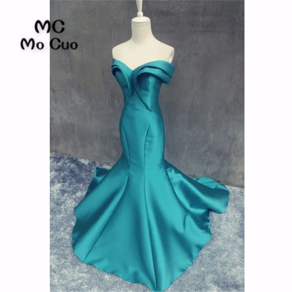 Женское атласное платье со шлейфом длинное темно-синее для выпускного вечера 2019 |