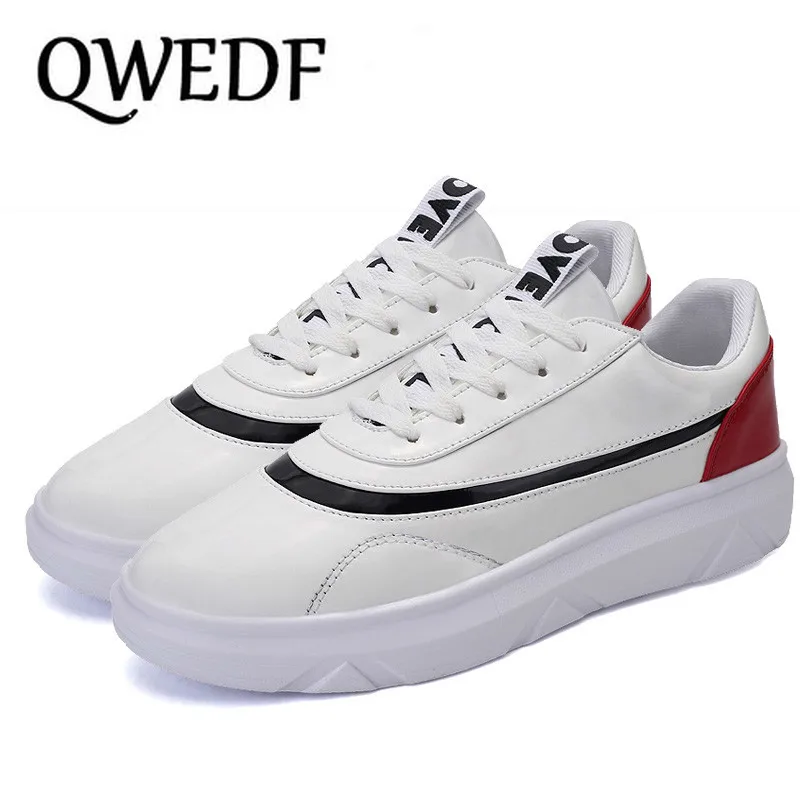 

QWEDF new mens Casual Shoes canvas shoes for men Lace-up Breathable fashion summer autumn Flats fashion Male lovers shoes CZ-67