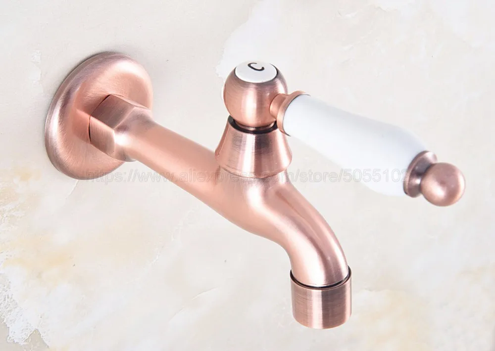 Настенное крепление в античном стиле красная медь фотообои ванная комната