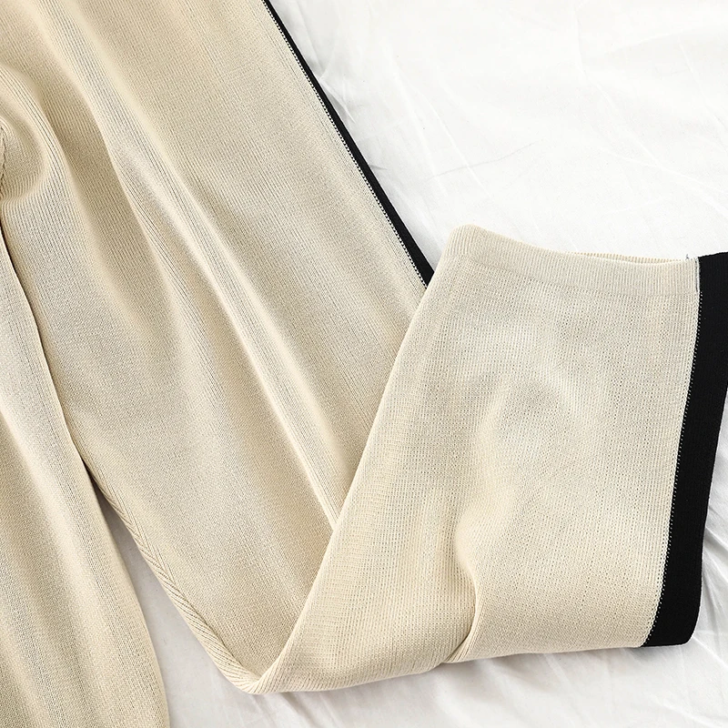 Женский комплект из двух предметов полосатый трикотажный топ с короткими