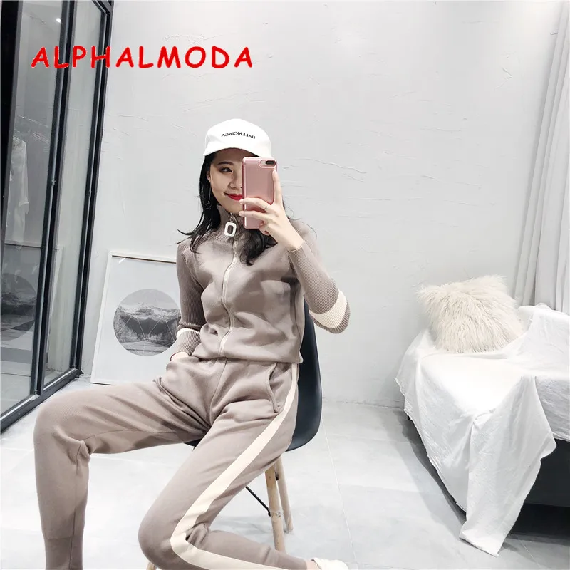 Женский Повседневный Спортивный костюм ALPHALMODA Трикотажный на молнии и облегающие