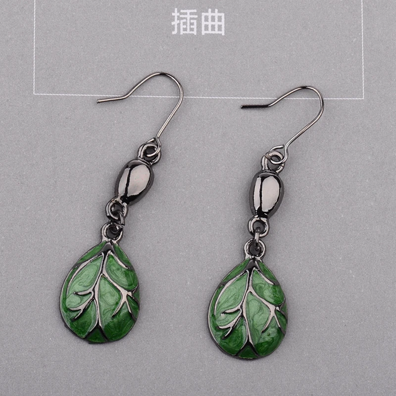Женские серьги с зелеными и белыми искусственными листьями|earrings for|dropping earrings for