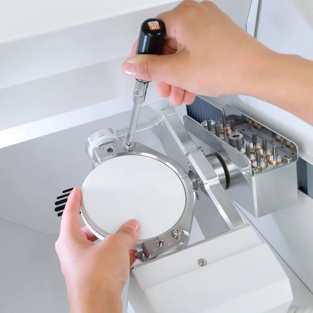 Od98мм * 14 мм циркониевые диски для стоматологических лабораторий CADCAM совместимы с