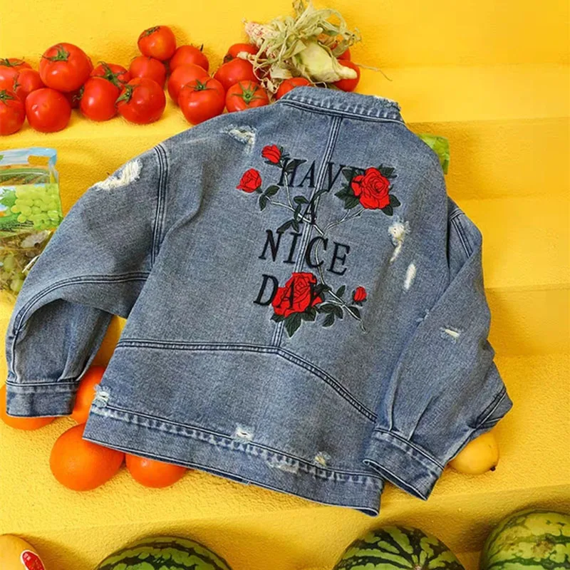 Женская джинсовая куртка с вышитыми розами Повседневная Свободная в стиле